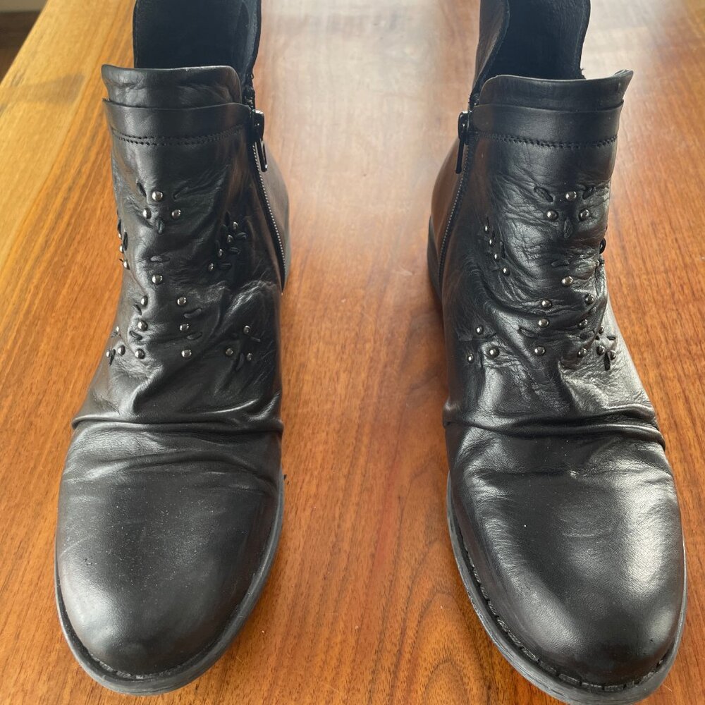 Miz Mooz Booties